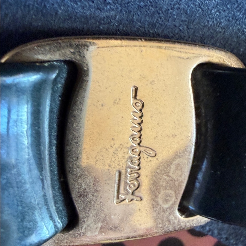 Salvatore Ferragamo Navy Suede Bow Flats with Gold Accent - Picture 4 of 14